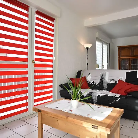 Spacious Holiday In With Garden *