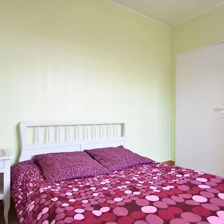 בית נופש Spacious Holiday In With Garden Niderviller